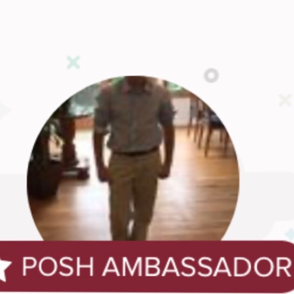 Meet your Posher, Mimi! - Picture 4 of 4